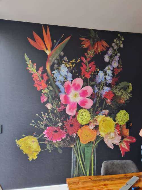 Bouquet de fleurs dans un vase en verre