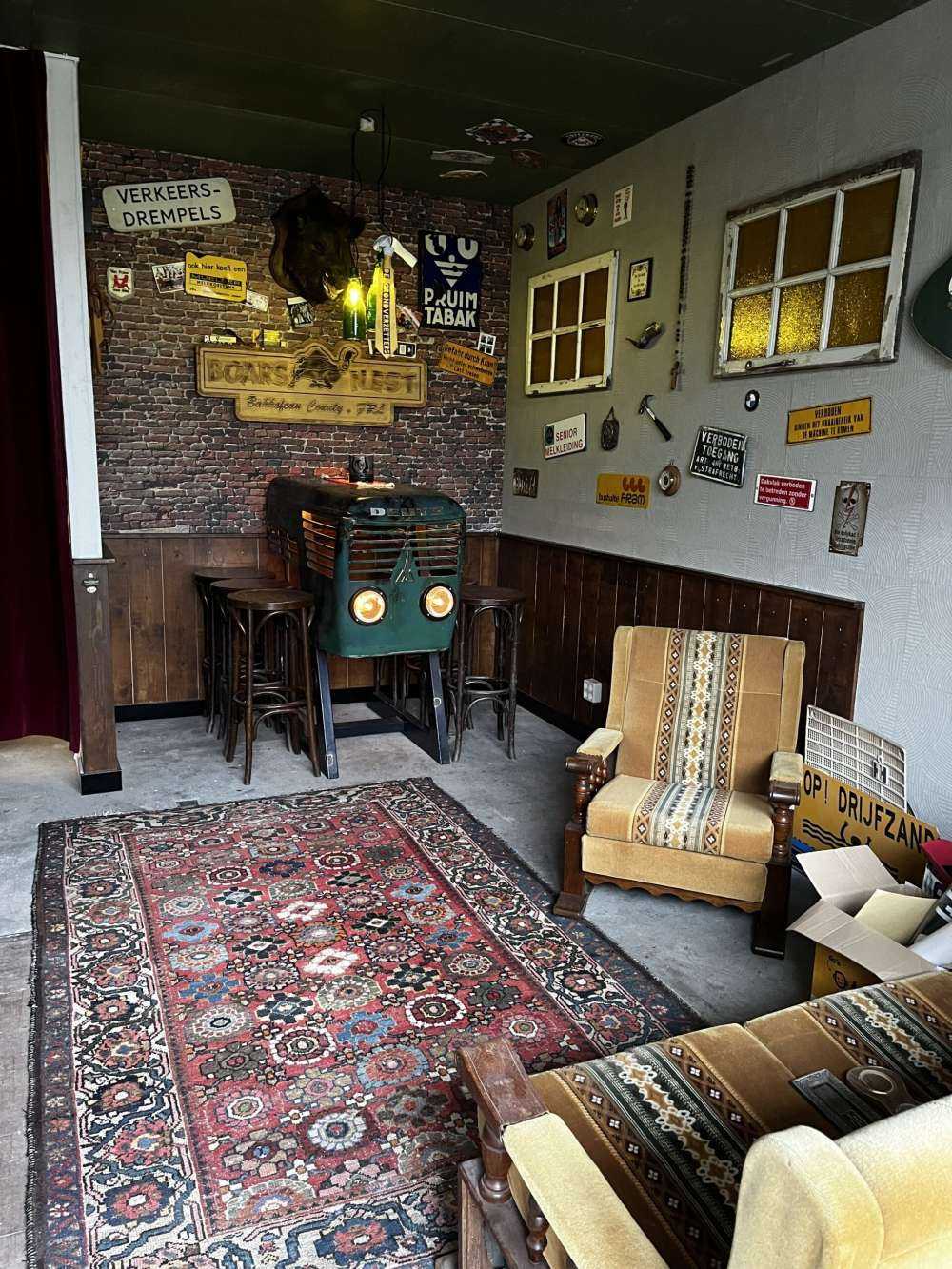 Ancien mur de briques restauré