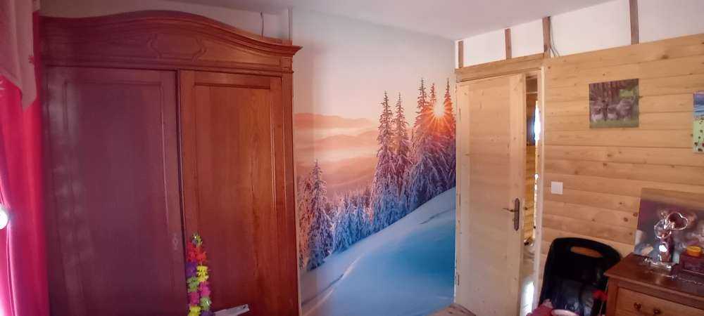 Matin d'hiver dans les montagnes
