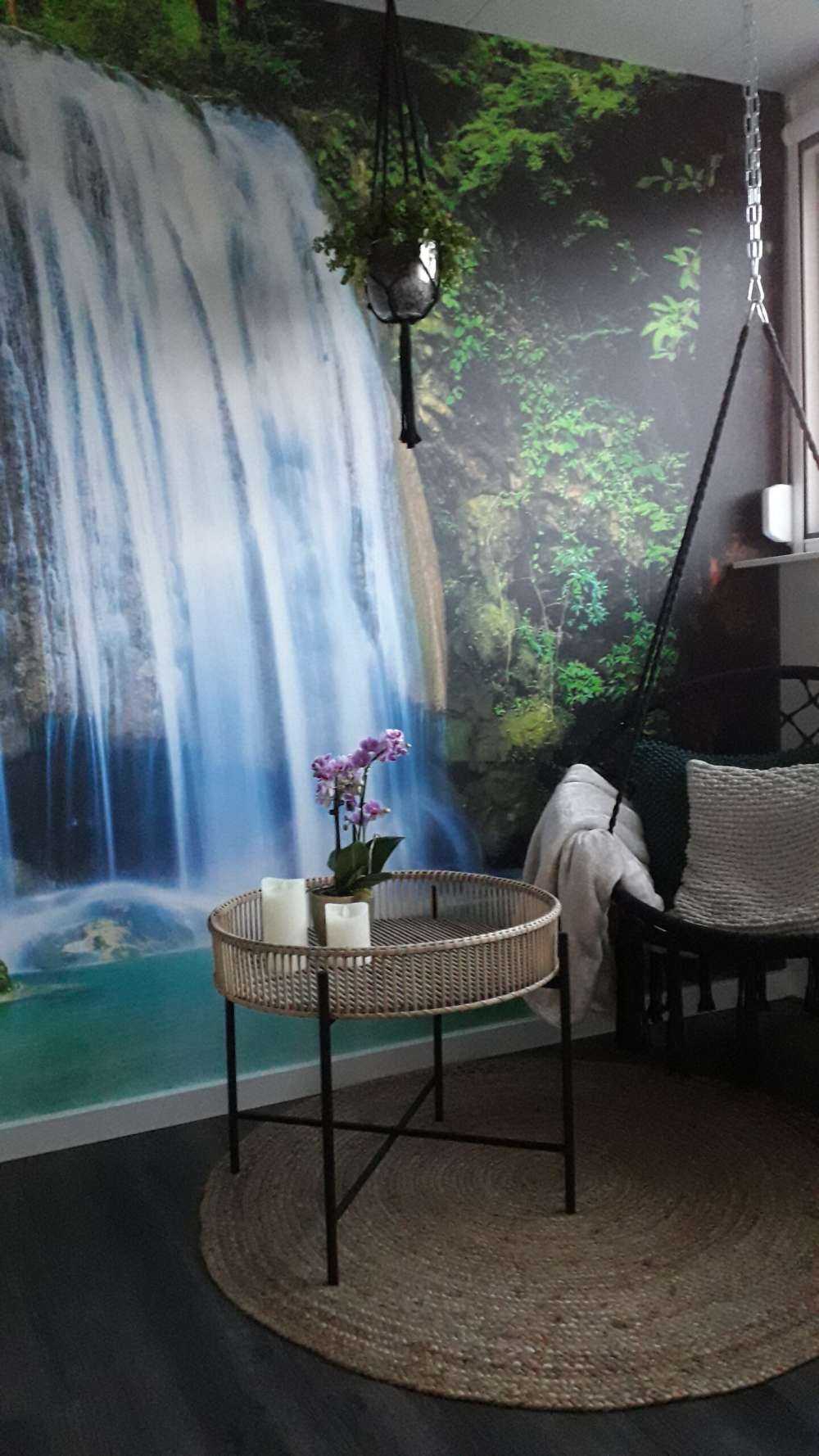 Chute d'eau bleue