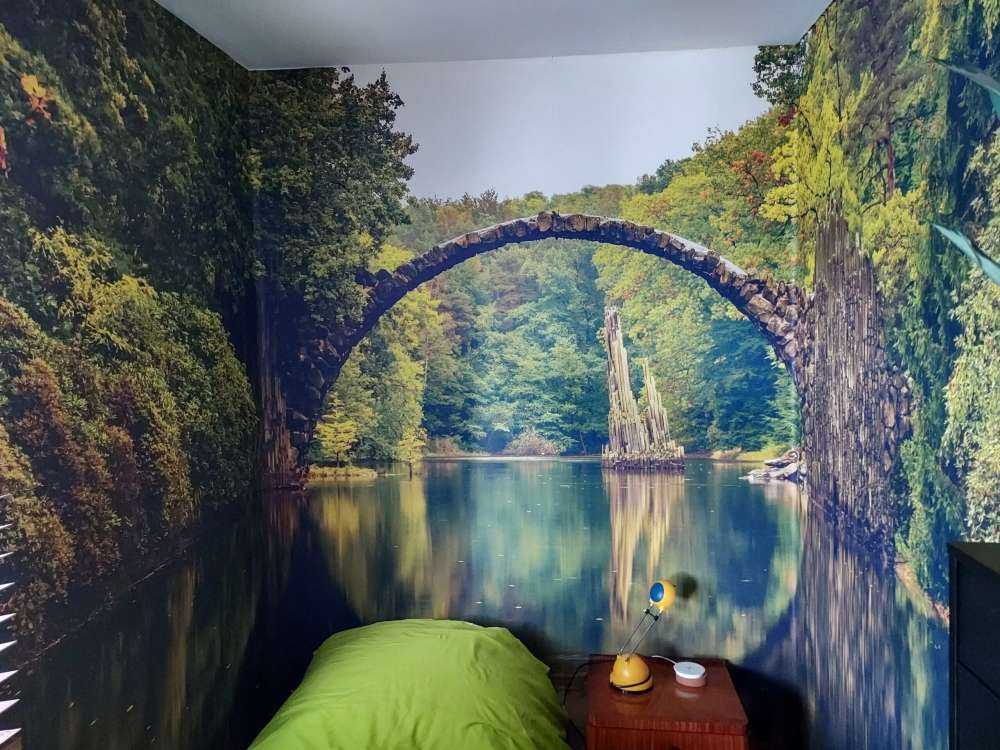Arche au-dessus du lac