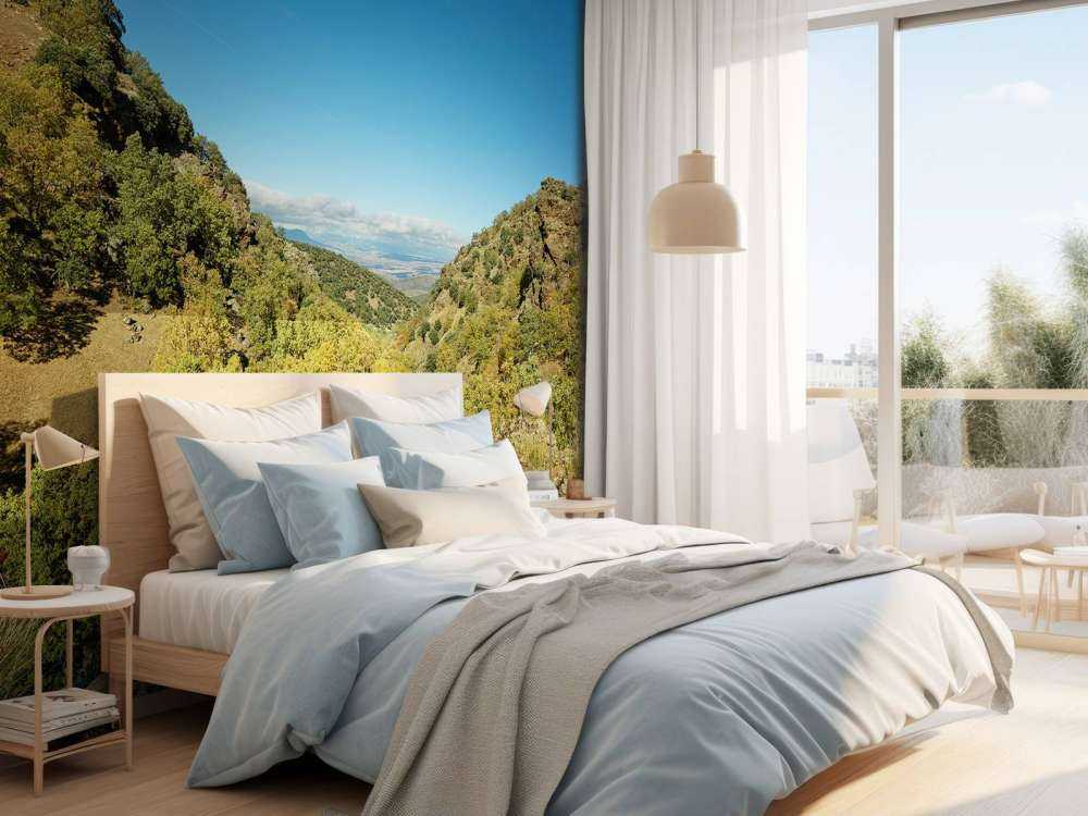 Regarder à travers le paysage de montagne