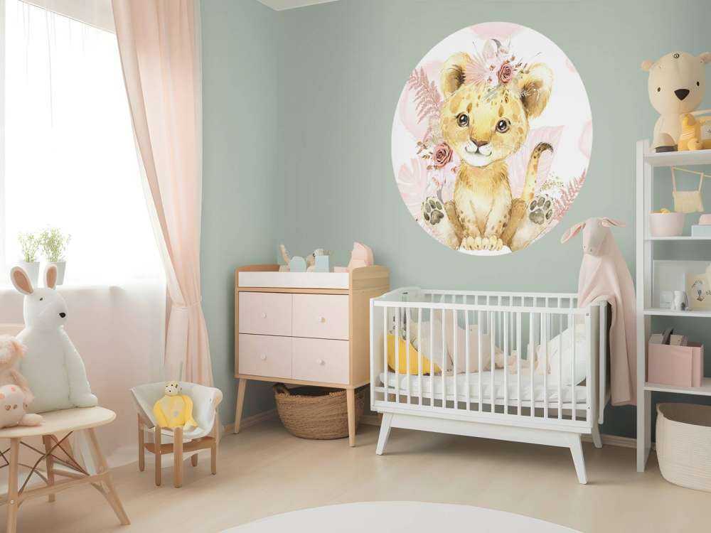 Bébé lionne jungle rose