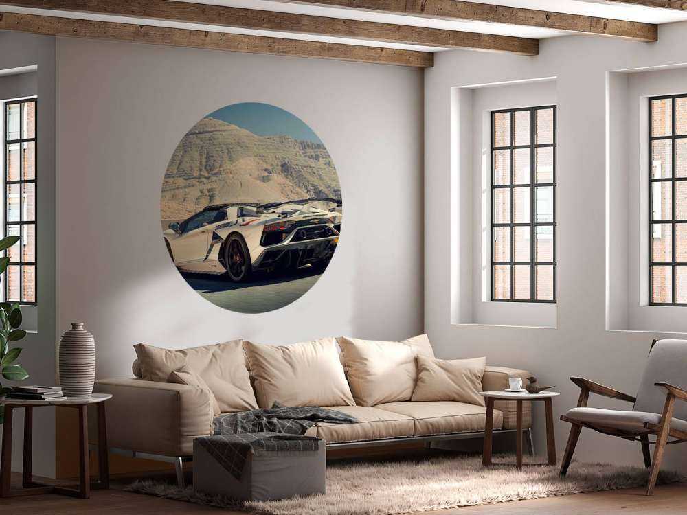 Supercar sur col de montagne
