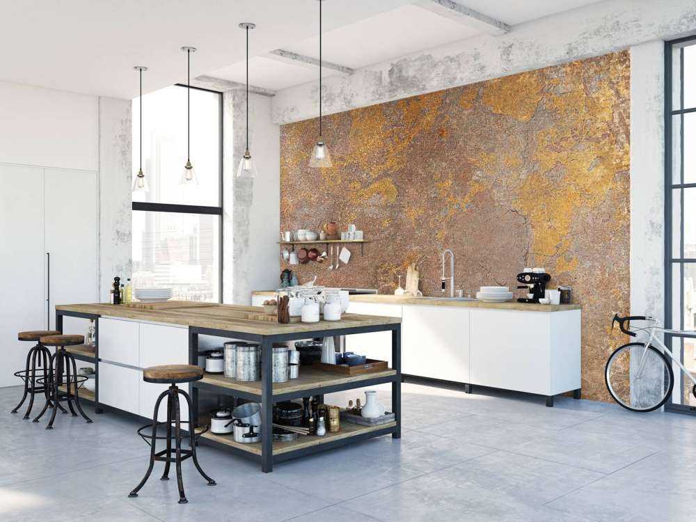 Ancien mur avec stuc jaune