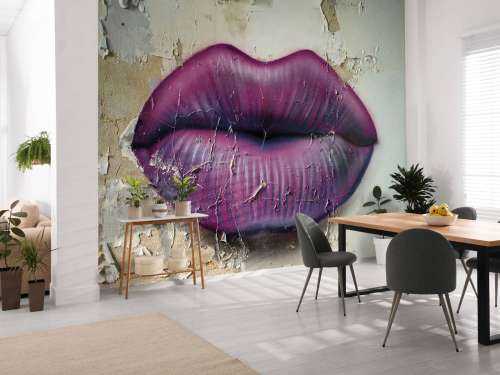 Lips are sealed