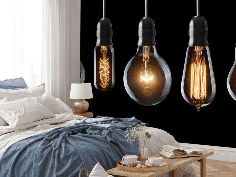 Lampes sur fond noir