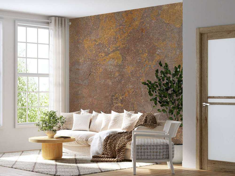 Ancien mur avec stuc jaune