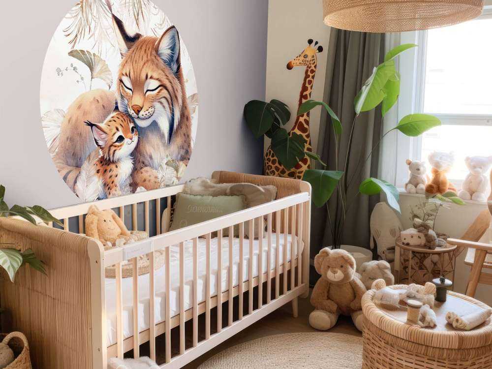 Lynx aimant avec un jeune