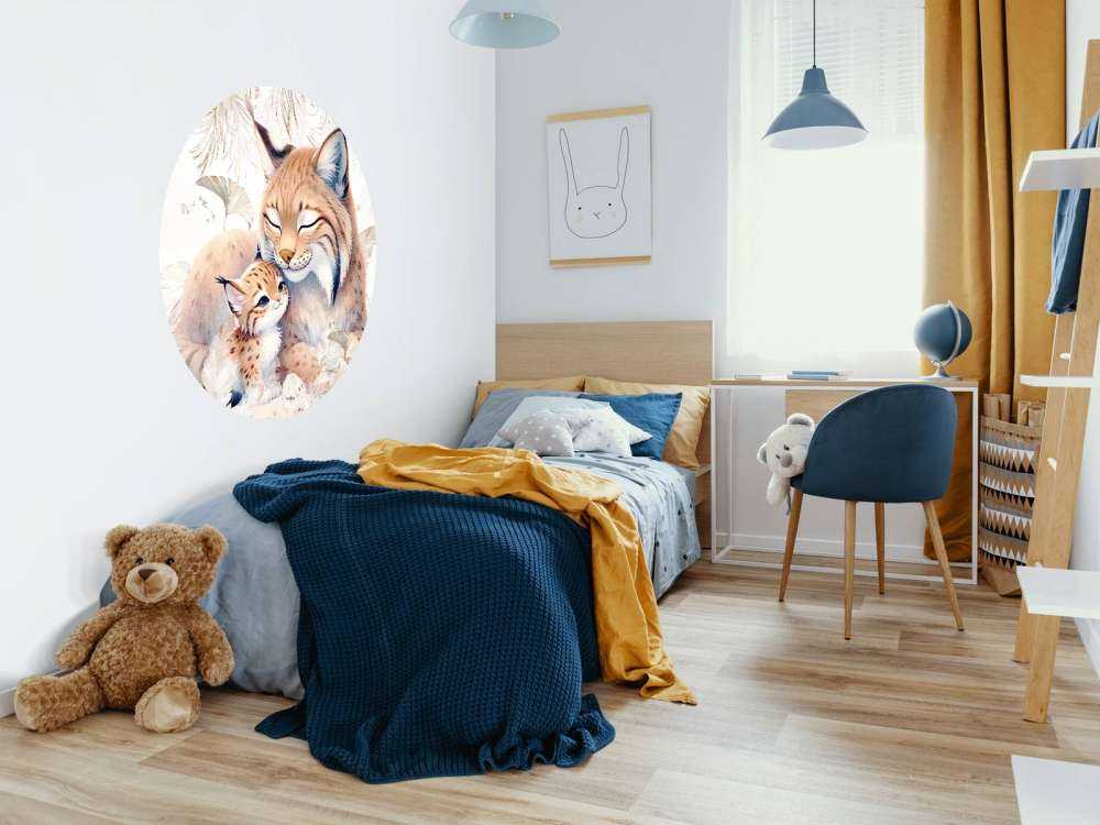 Lynx aimant avec un jeune