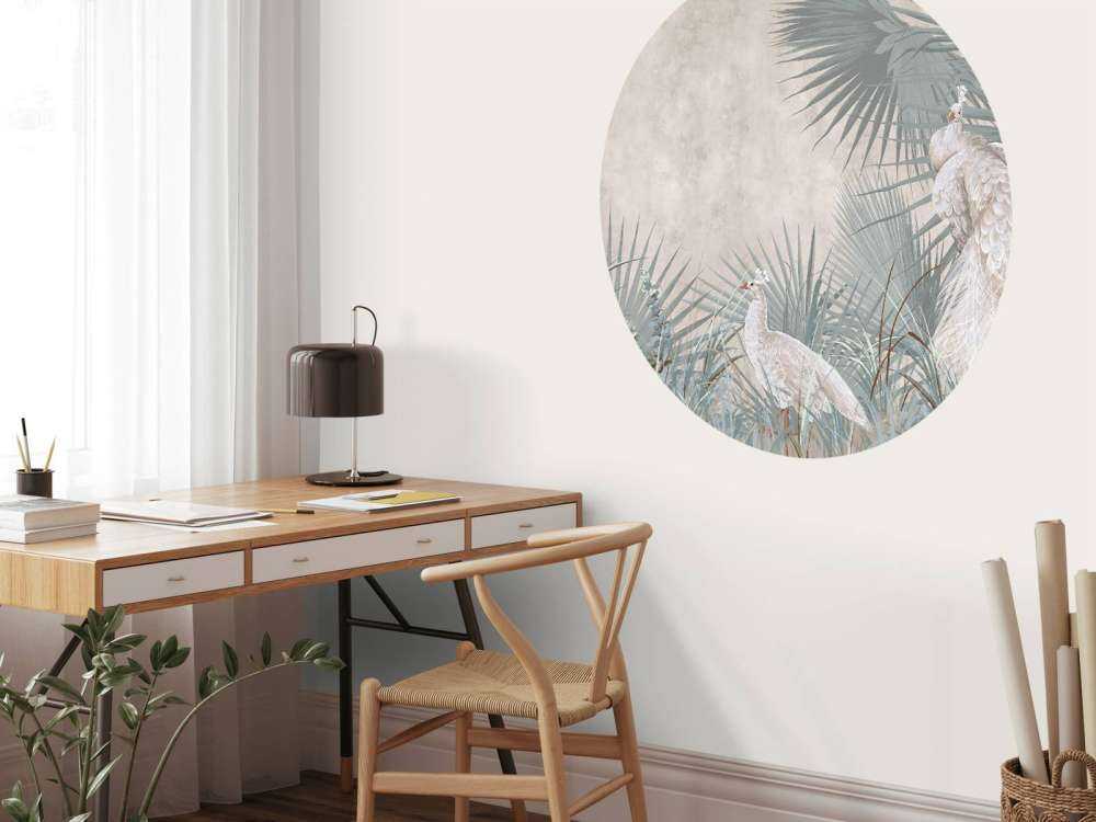 Élégance discrète du Paon