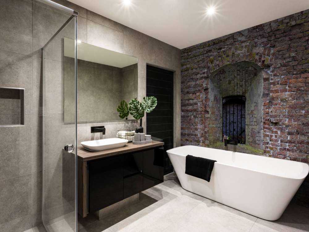 Encastrement dans un vieux mur