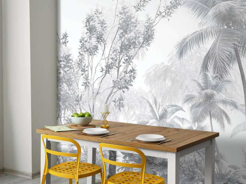 Palmiers de brume tropicaux