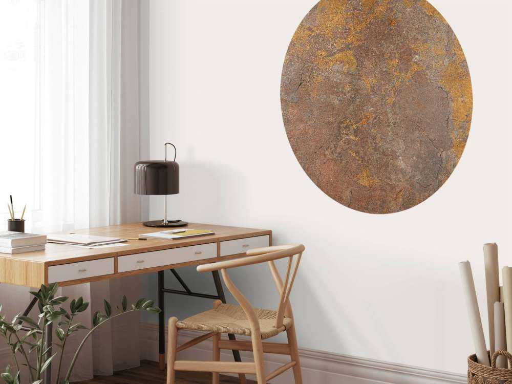 Ancien mur avec stuc jaune