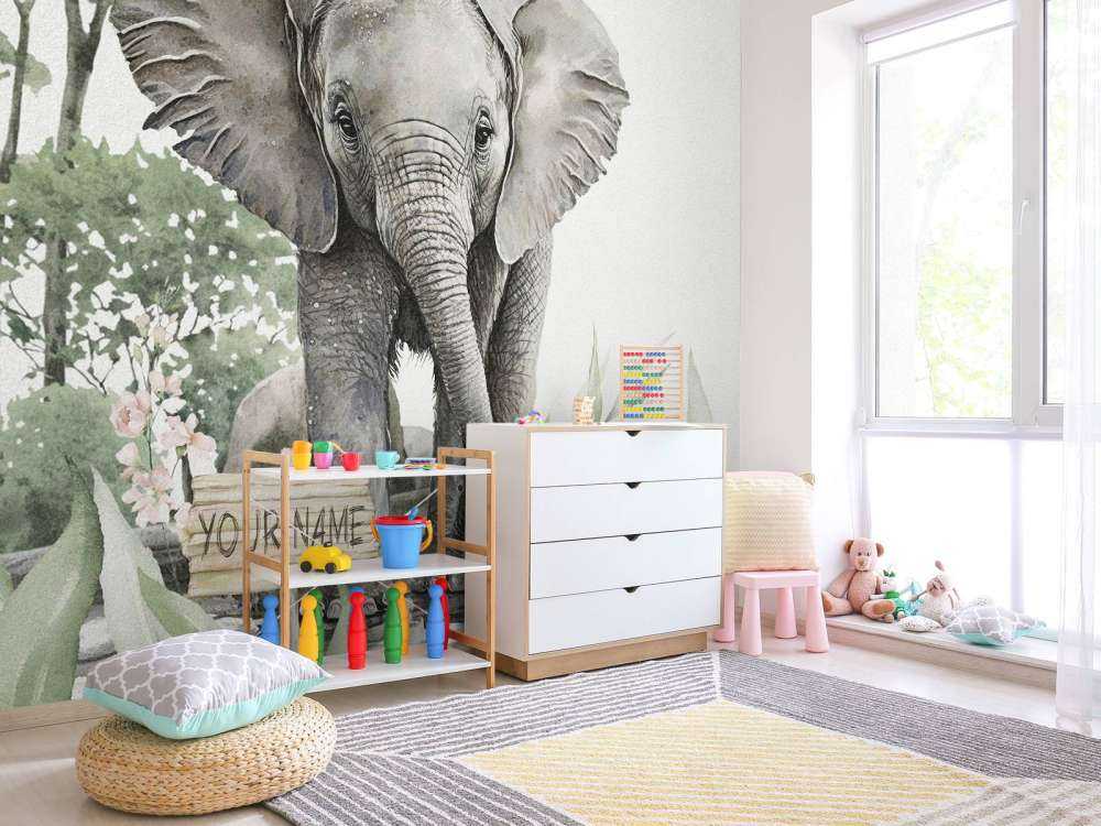 Bébé éléphant dans la jungle