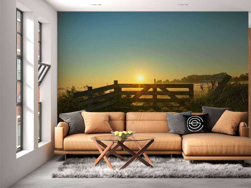 Clôture au lever du soleil