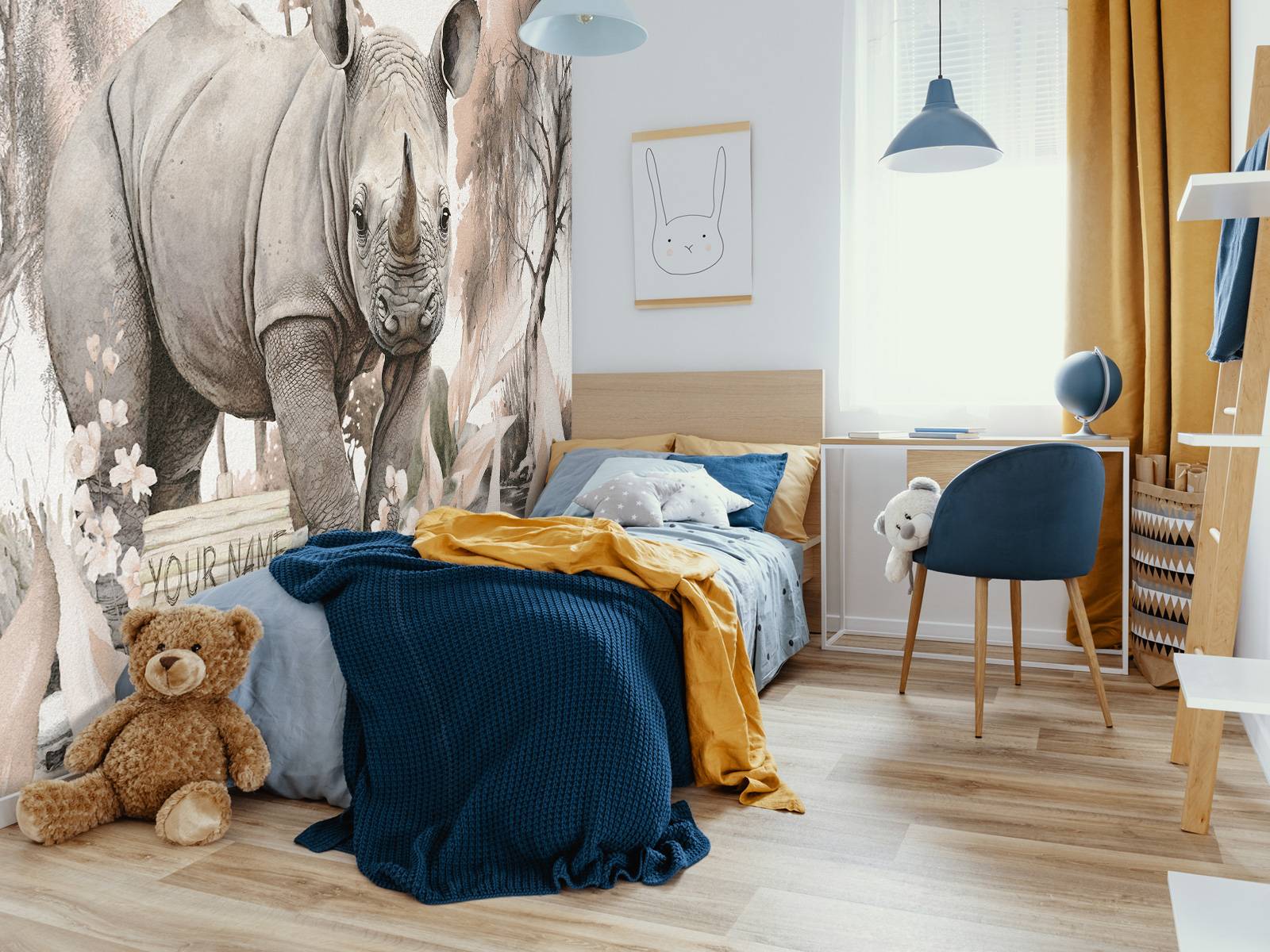 Bébé rhino dans la savane taupe