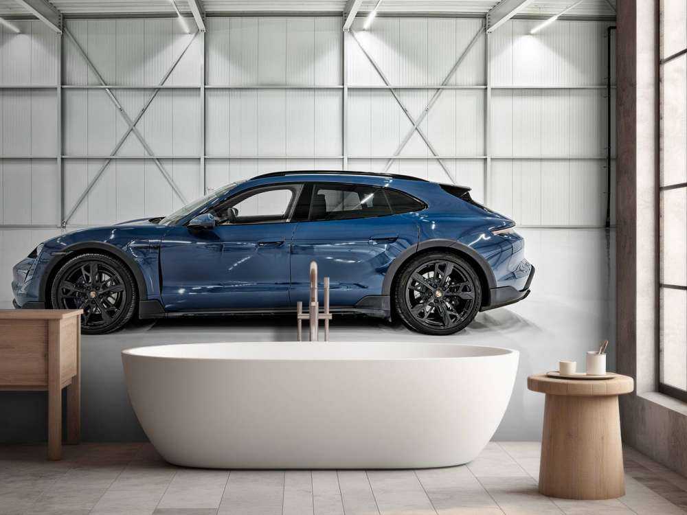 Porsche dans le hall industriel