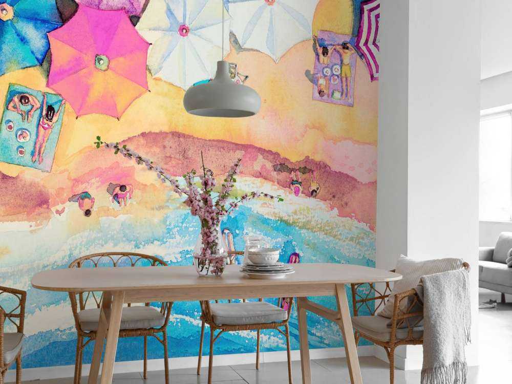 Plage avec parasols