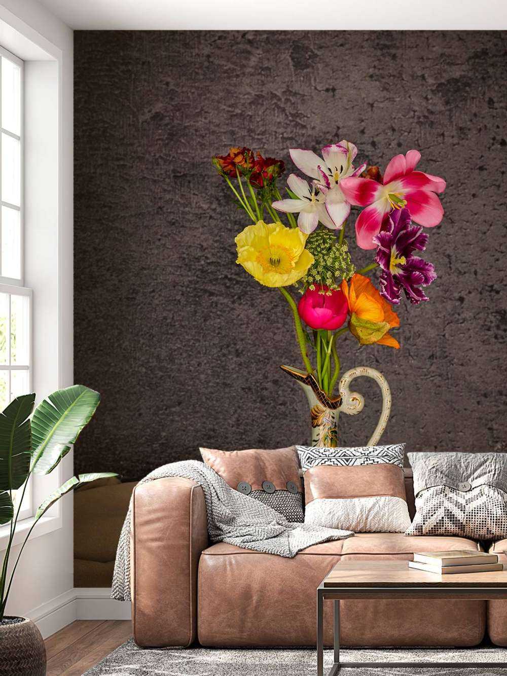 Fleurs dans un vase classique