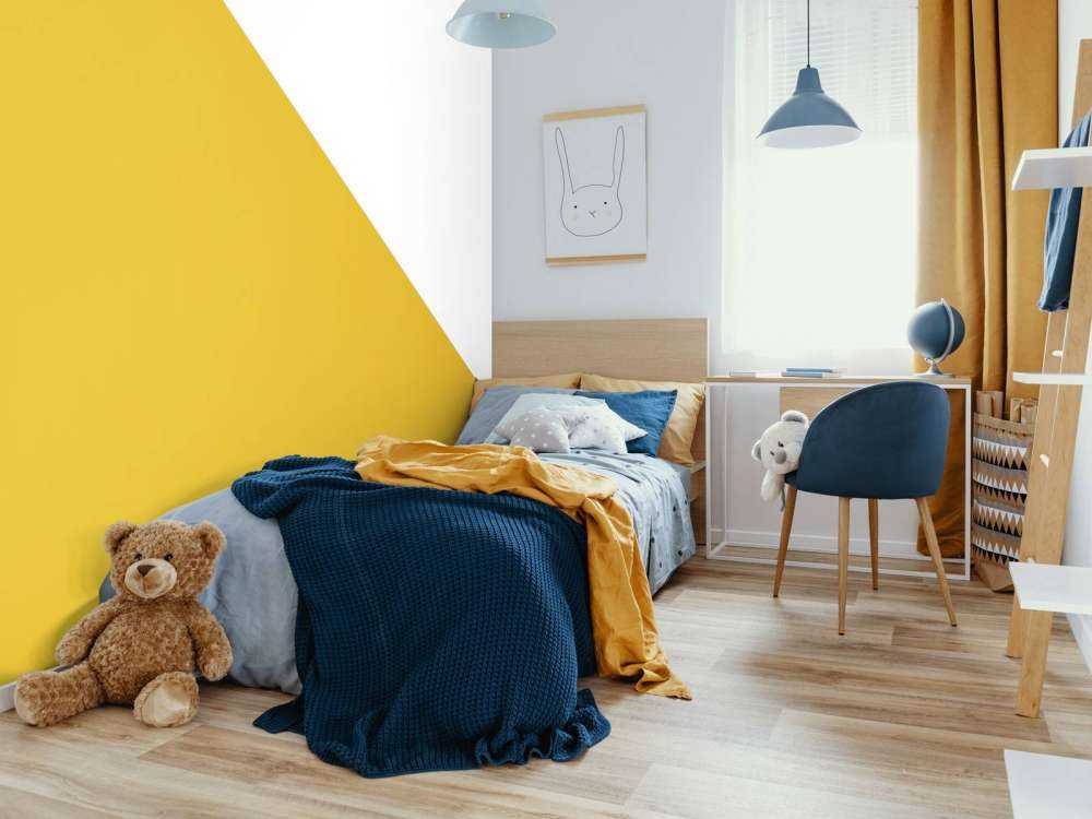 Triangle, jaune ocre