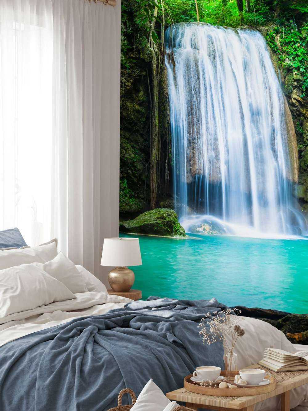 Chute d'eau bleue