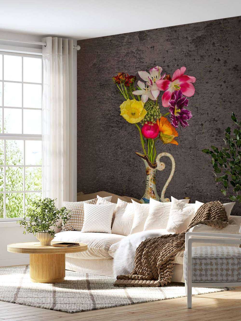 Fleurs dans un vase classique