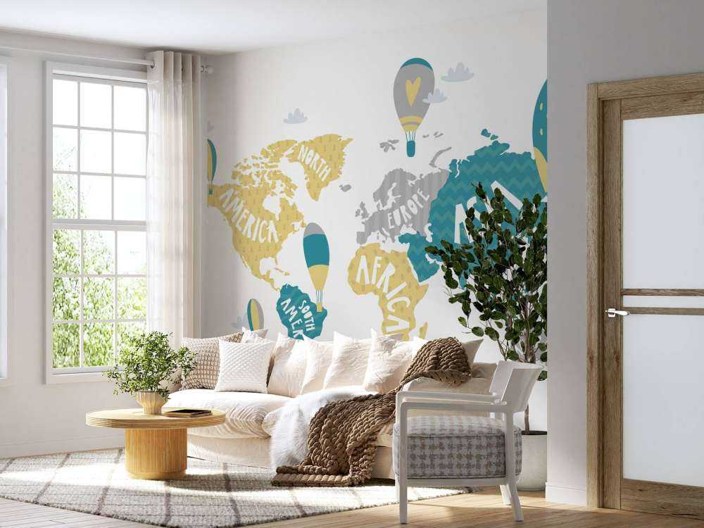 Carte du monde avec des ballons