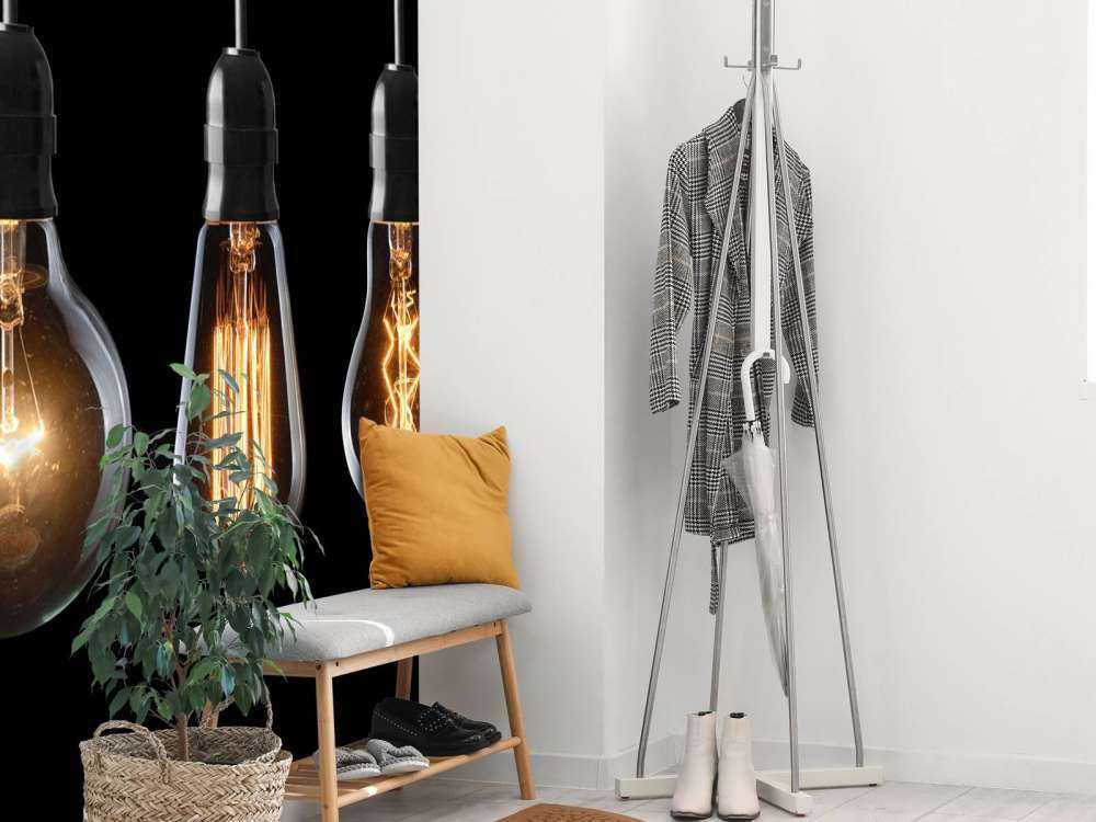 Lampes sur fond noir