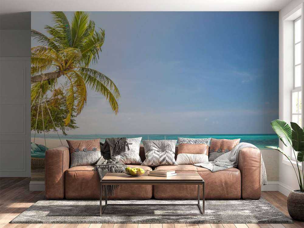 Plage tropicale avec balançoire