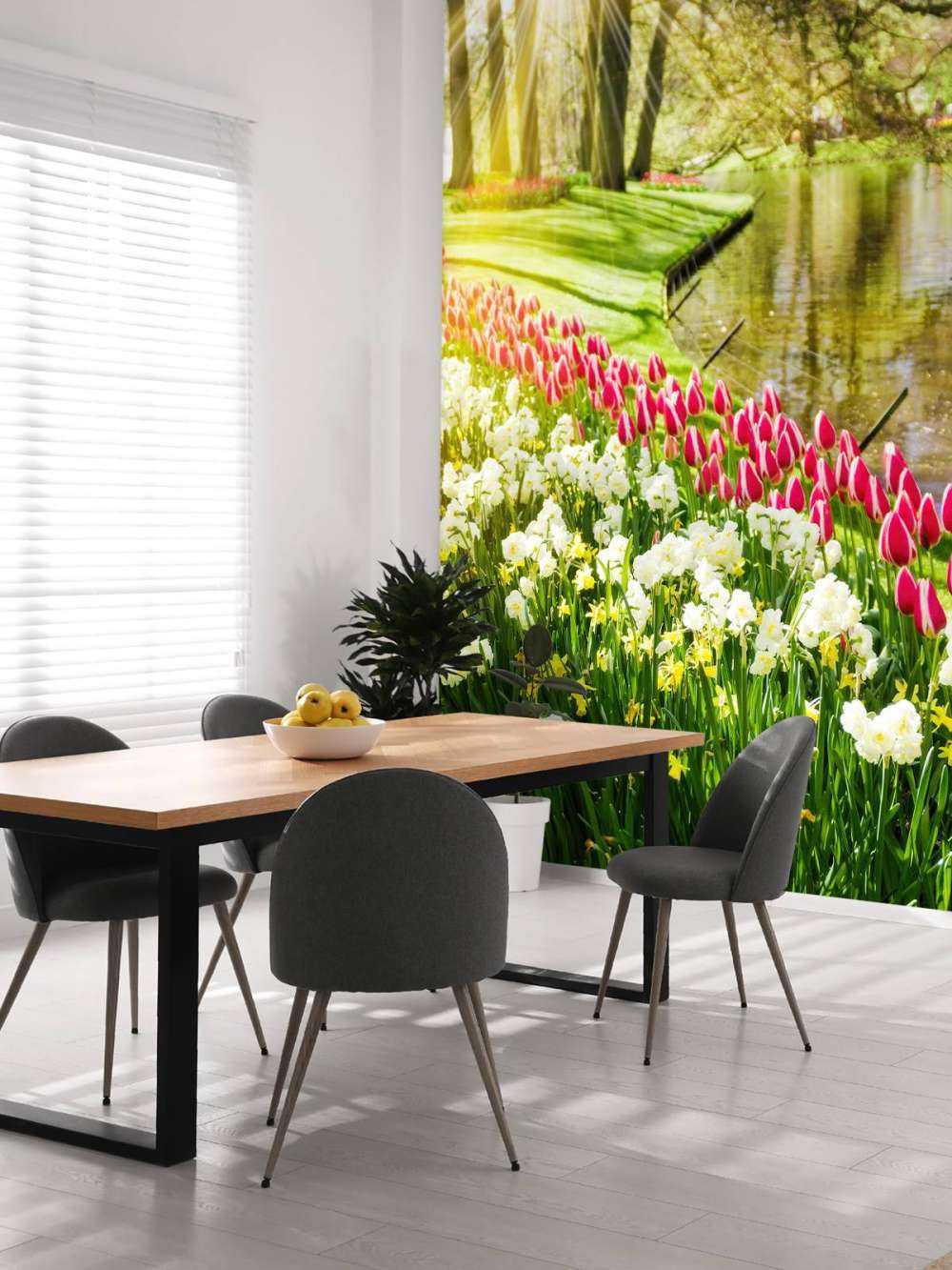 Des fleurs dans un parc ensoleillé