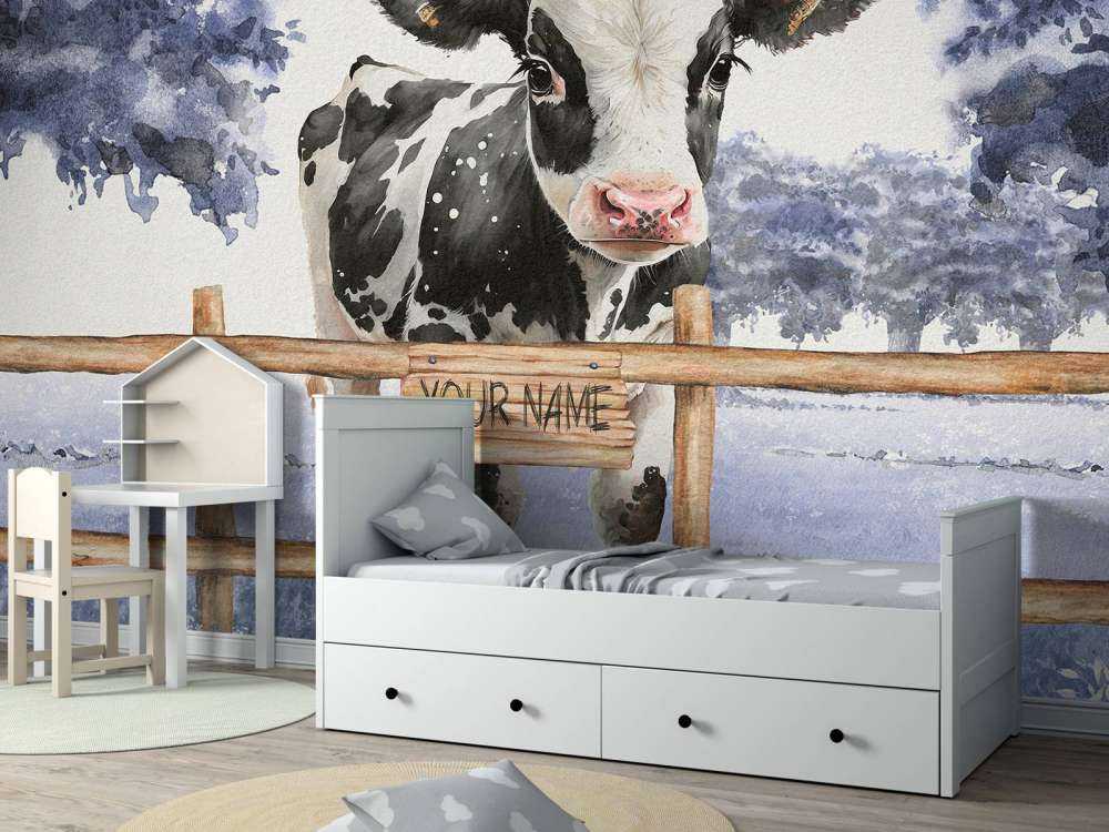 Jeune vache dans un pré bleu
