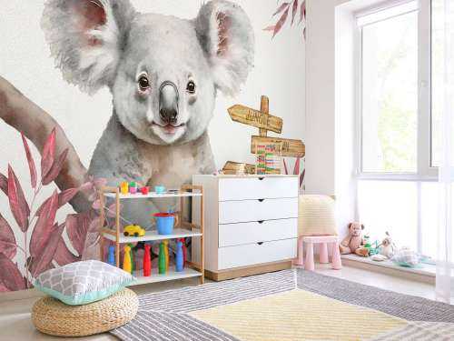 Bébé koala dans la jungle rose