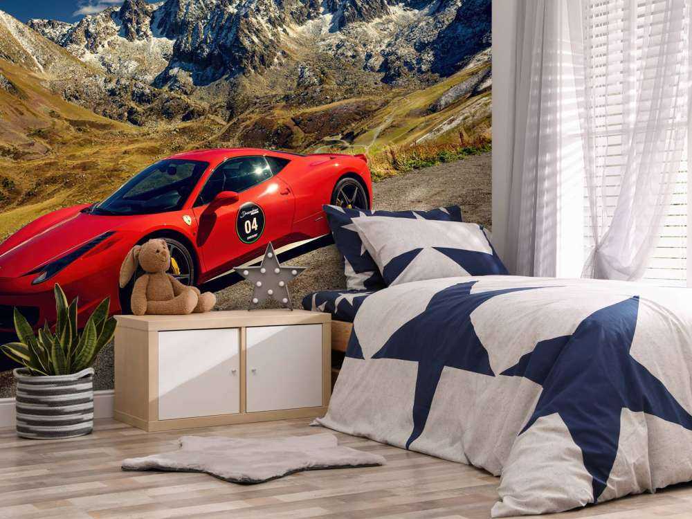 Ferrari 458 avec les sommets alpins