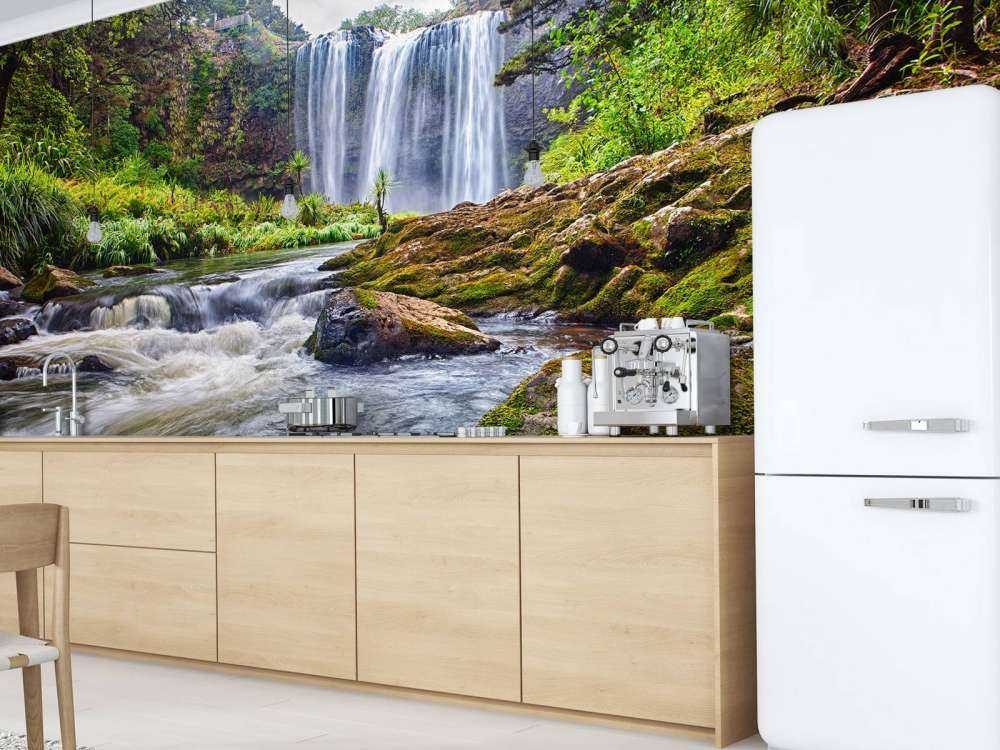 Cascade avec pierres