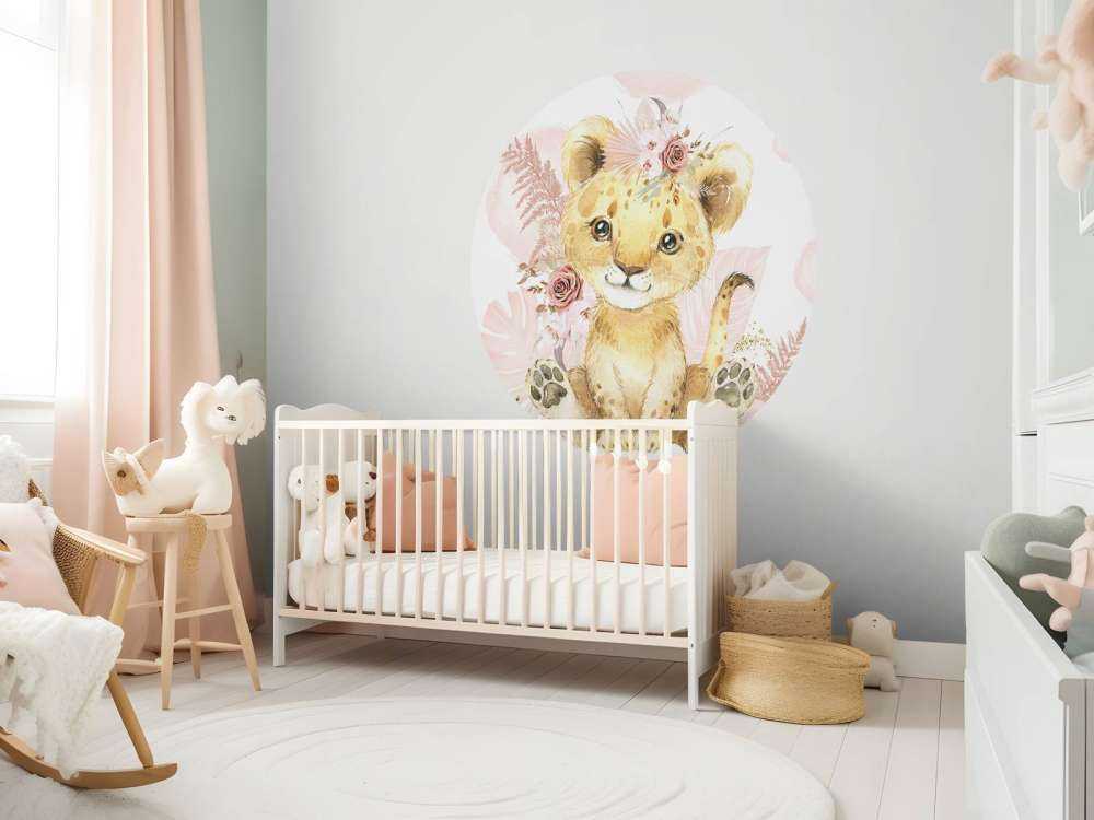 Bébé lionne jungle rose