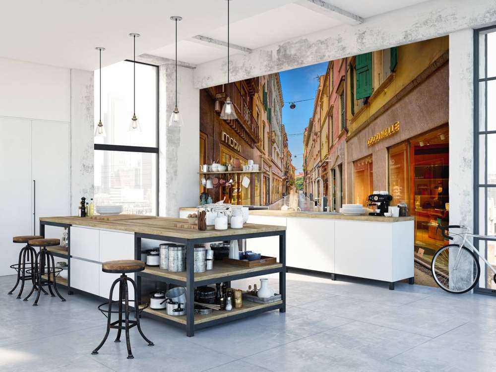Rue commerçante tôt le matin
