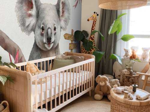 Bébé koala dans la jungle rose