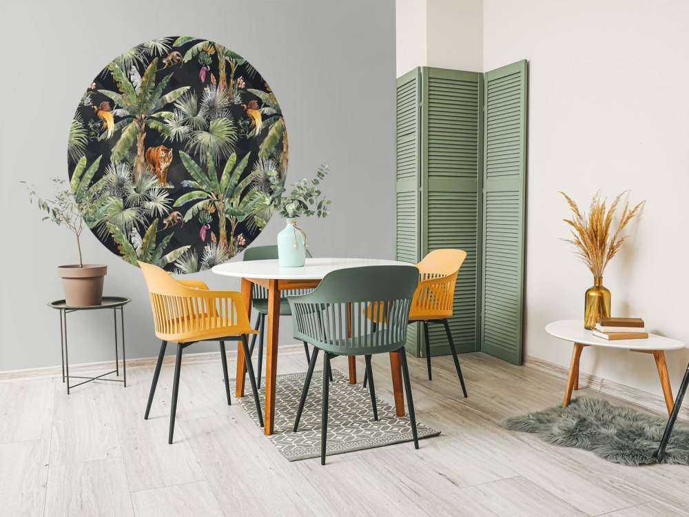 Palmiers et animaux de la jungle