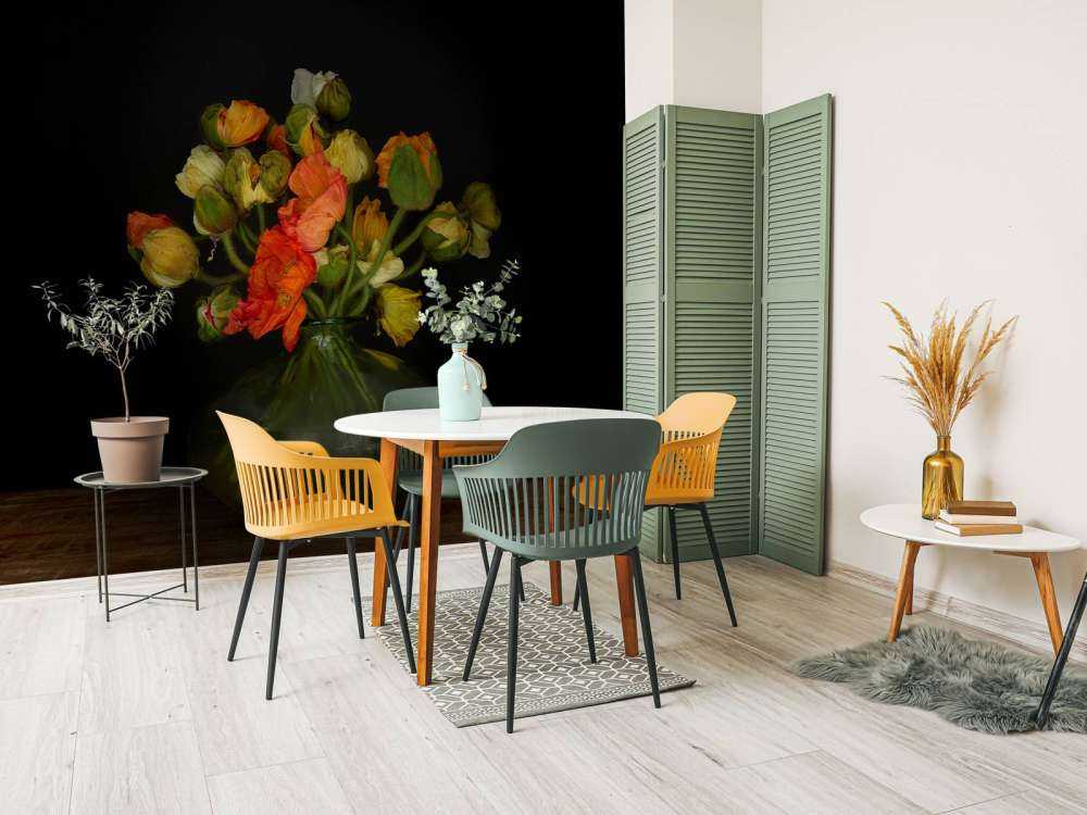 Vase pittoresque avec des fleurs
