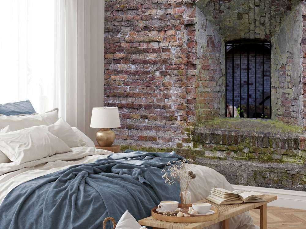 Encastrement dans un vieux mur