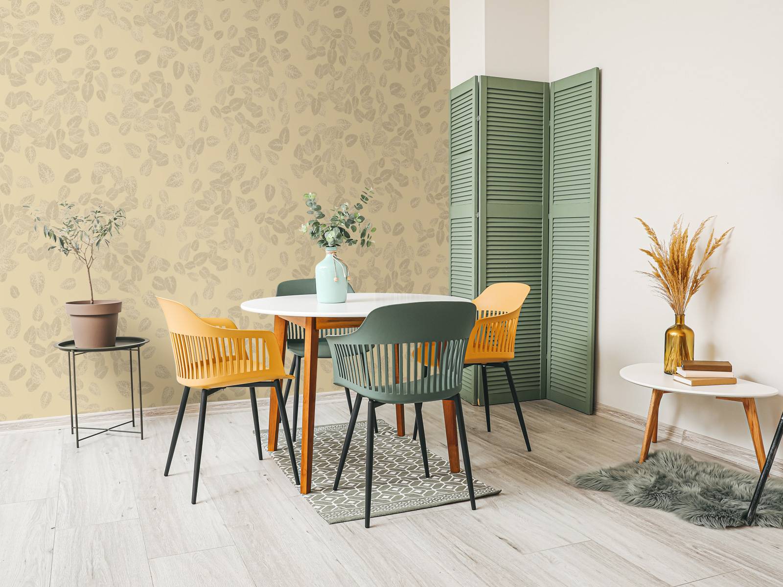 Petites feuilles sur beige